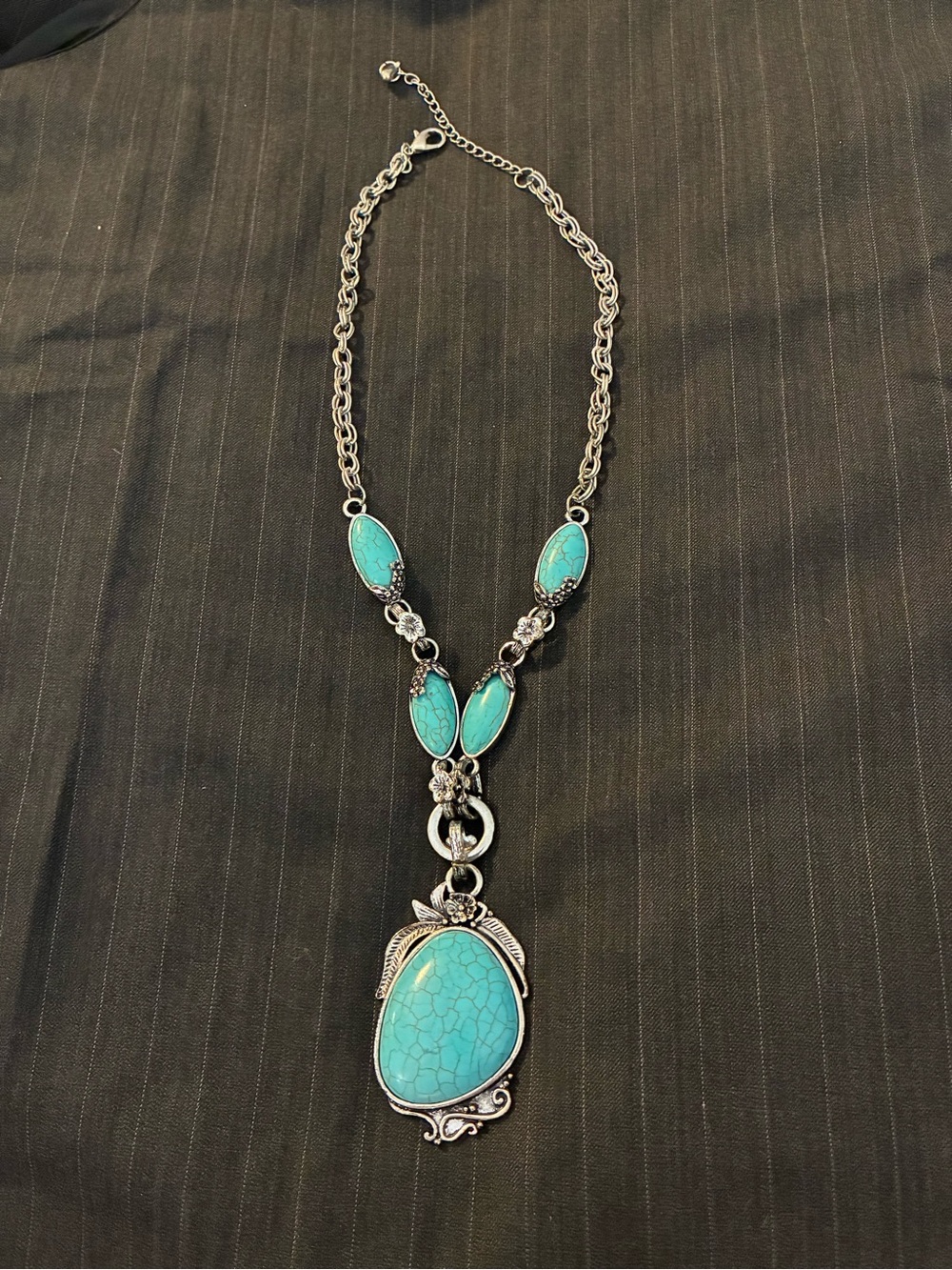 Novadab Turquoise Vintage Look Statement Necklace